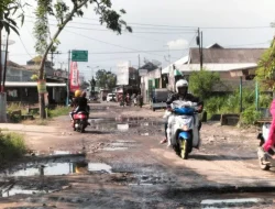 Pemkab Lampung Selatan prioritaskan perbaikan jalan rusak lebih dari 10 tahun